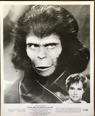 Escape from the Planet of the Apes Roddy McDowell and Kim Hunter Portrait Stills (2) image 1