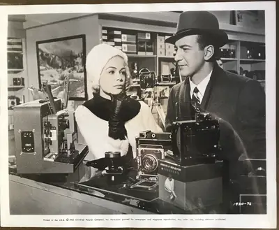 If a Man Answers Sandra Dee Still Lot Of (2) image 2