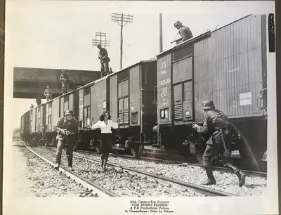 Von Ryan's Express Still Lot Of 11 image 2