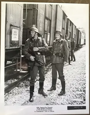 Von Ryan's Express Still Lot Of 11 image 7