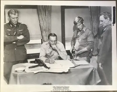 Von Ryan's Express Still Lot Of 11 image 10