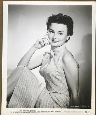 Lucy Marlow Pin Up/Portrait Still Lot Of 14 image 4