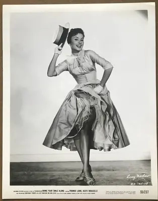 Lucy Marlow Pin Up/Portrait Still Lot Of 14 image 6