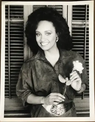 Frank's Place Daphne Maxwell Reid Portrait Still image 1