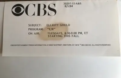 E/R Elliott Gould Portrait Still image 3