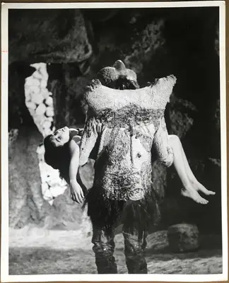The Phantom Planet Space Monster Scene Stills (6) image 3