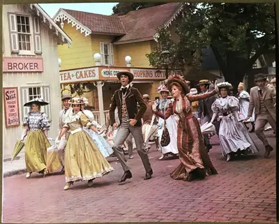 Hello, Dolly! Delux Color Stills (8"X10") (17 Stills) image 6