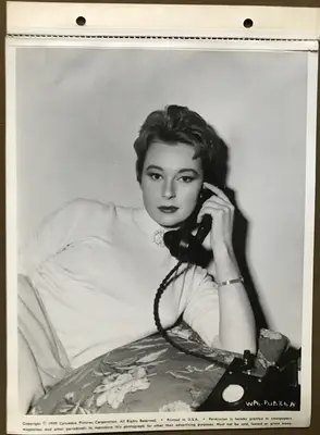 Idol on Parade Anne Aubrey Key Book Portrait Stills (4) image 1