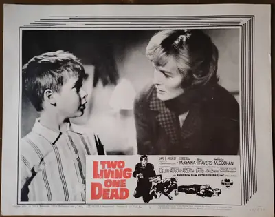 Two Living, One Dead Lobby Card Set Of 8 image 2