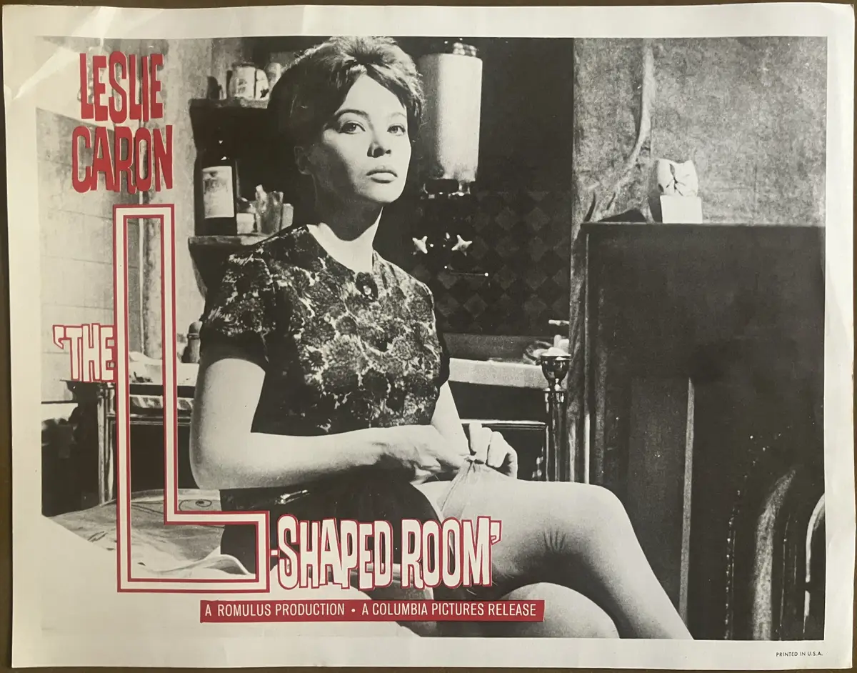 L-Shaped Room Lobby Card Set Of 4